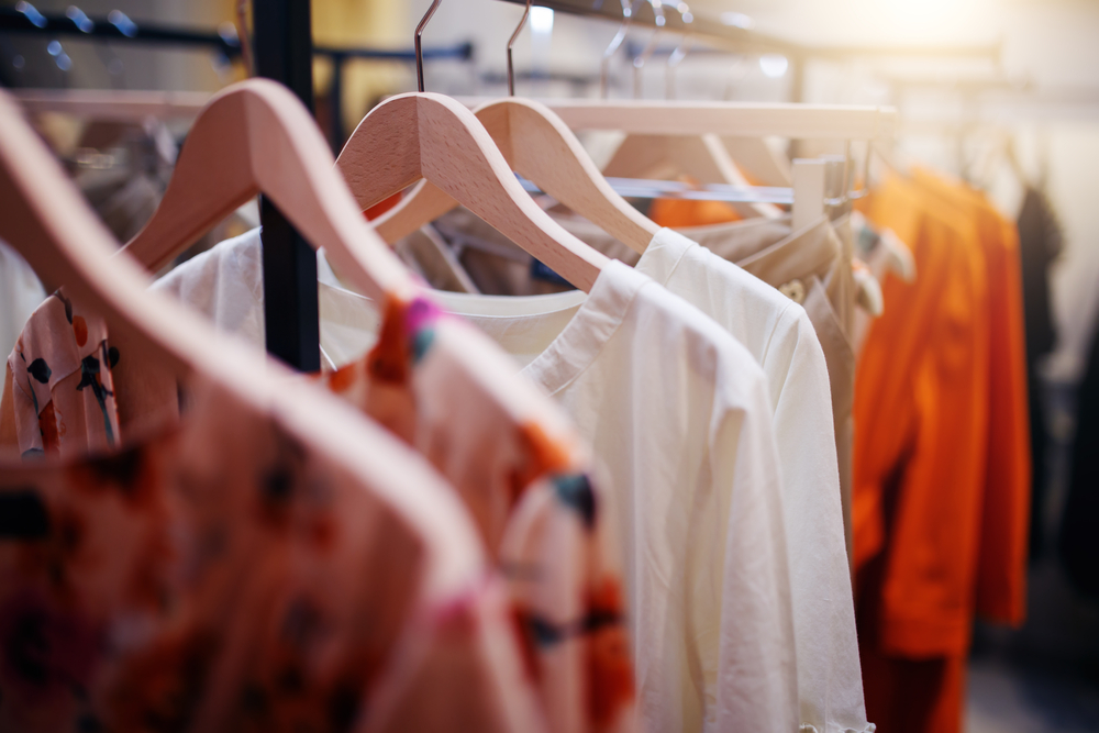 Selling Clothes Online? Here Are 5 Things You Should Know